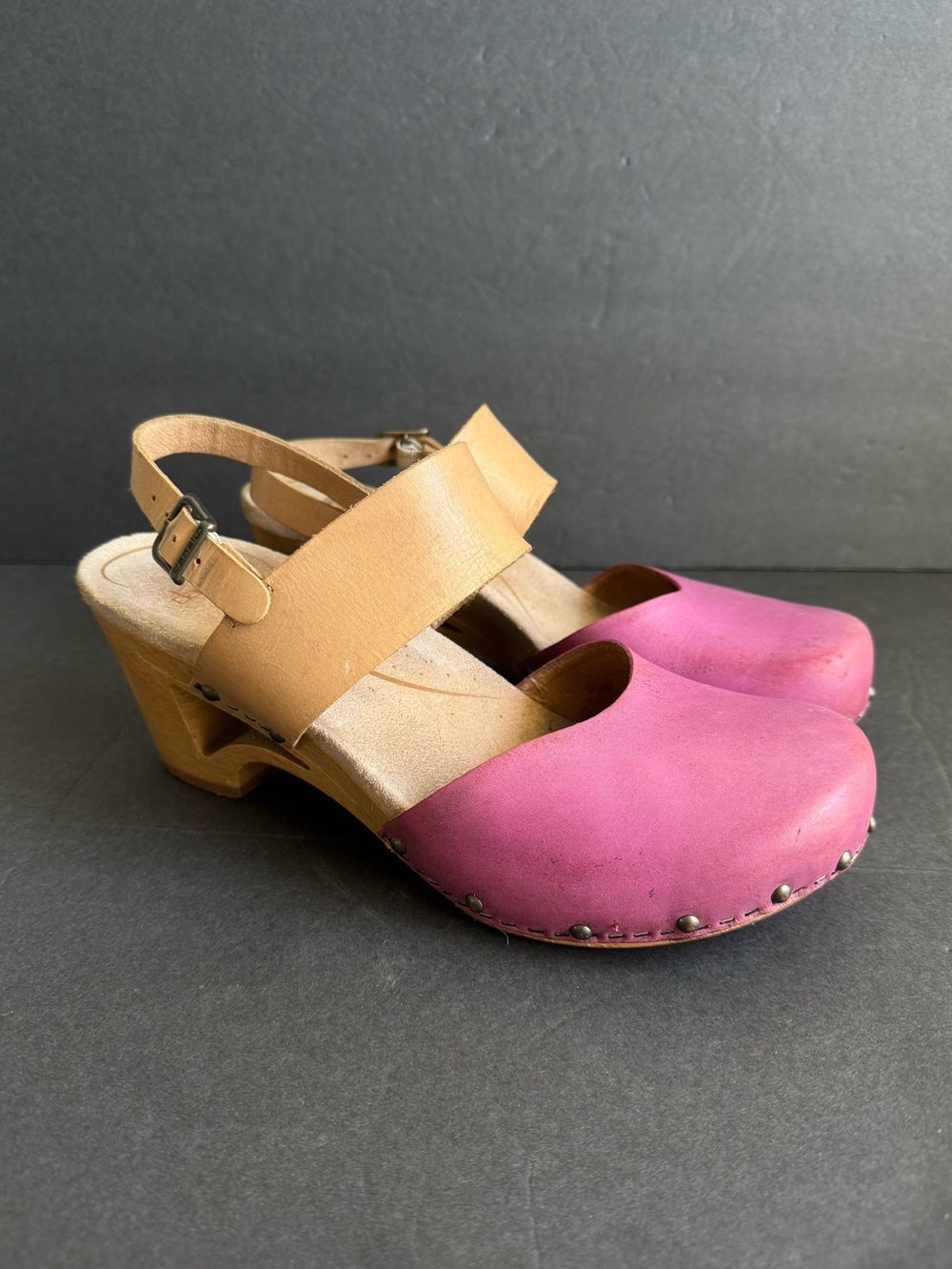 Dansko Thea Clogs Sandals Pink & Tan Leather Comfort Shoes Womens 40 - Picture 2 of 14